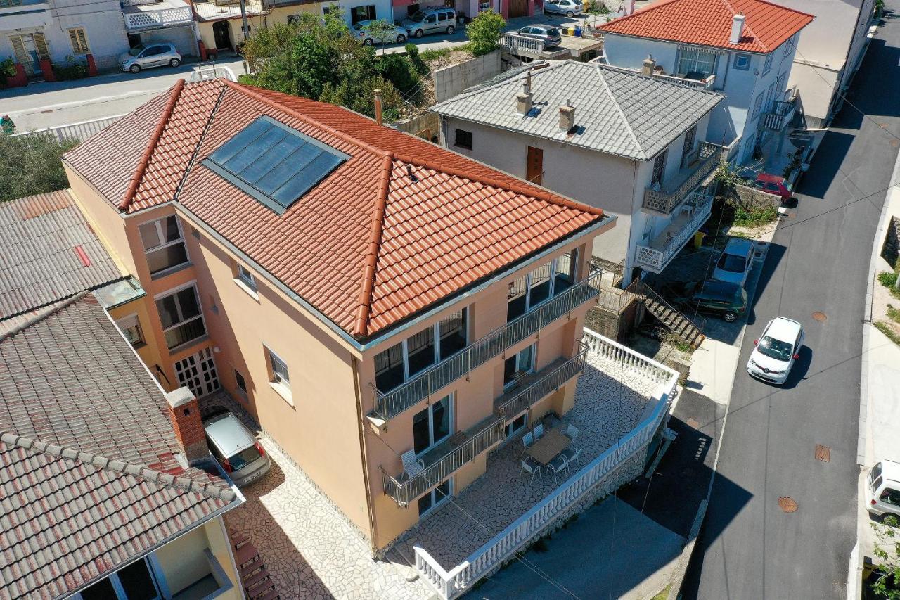 Moro Vrbnik Apartment Exterior photo