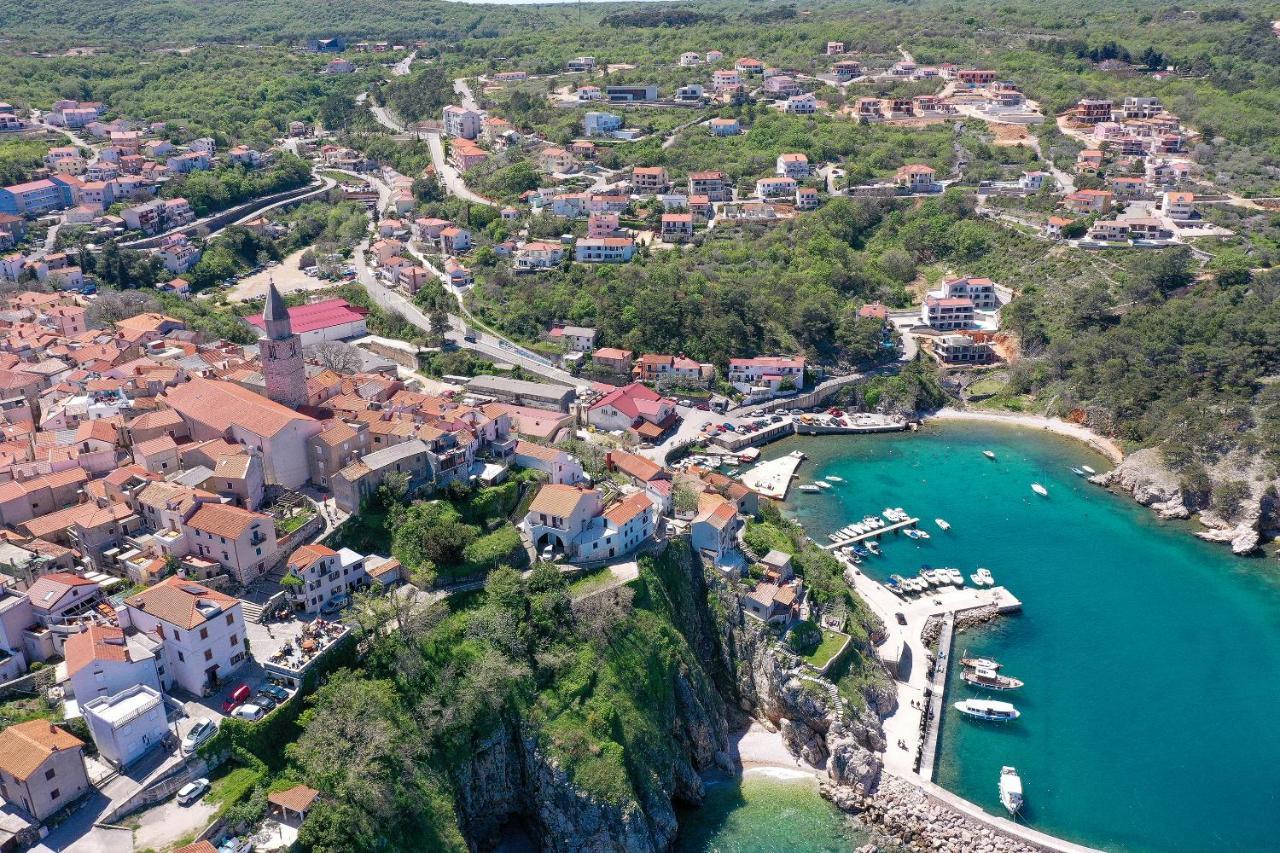 Moro Vrbnik Apartment Exterior photo