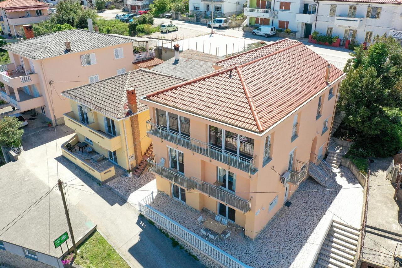 Moro Vrbnik Apartment Exterior photo