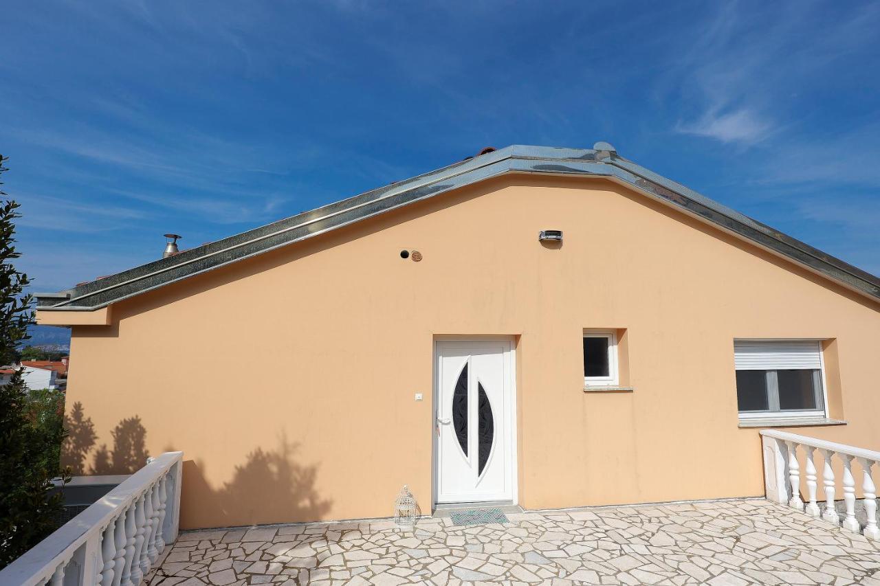 Moro Vrbnik Apartment Exterior photo